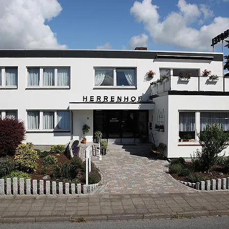 Herrenhof